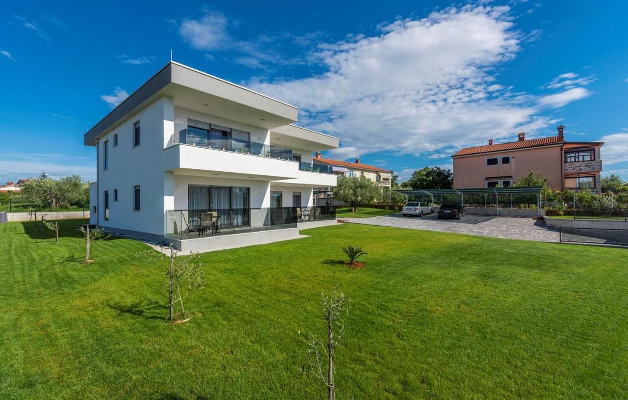 Apart Residence Blue Sea Poreč Exteriör bild
