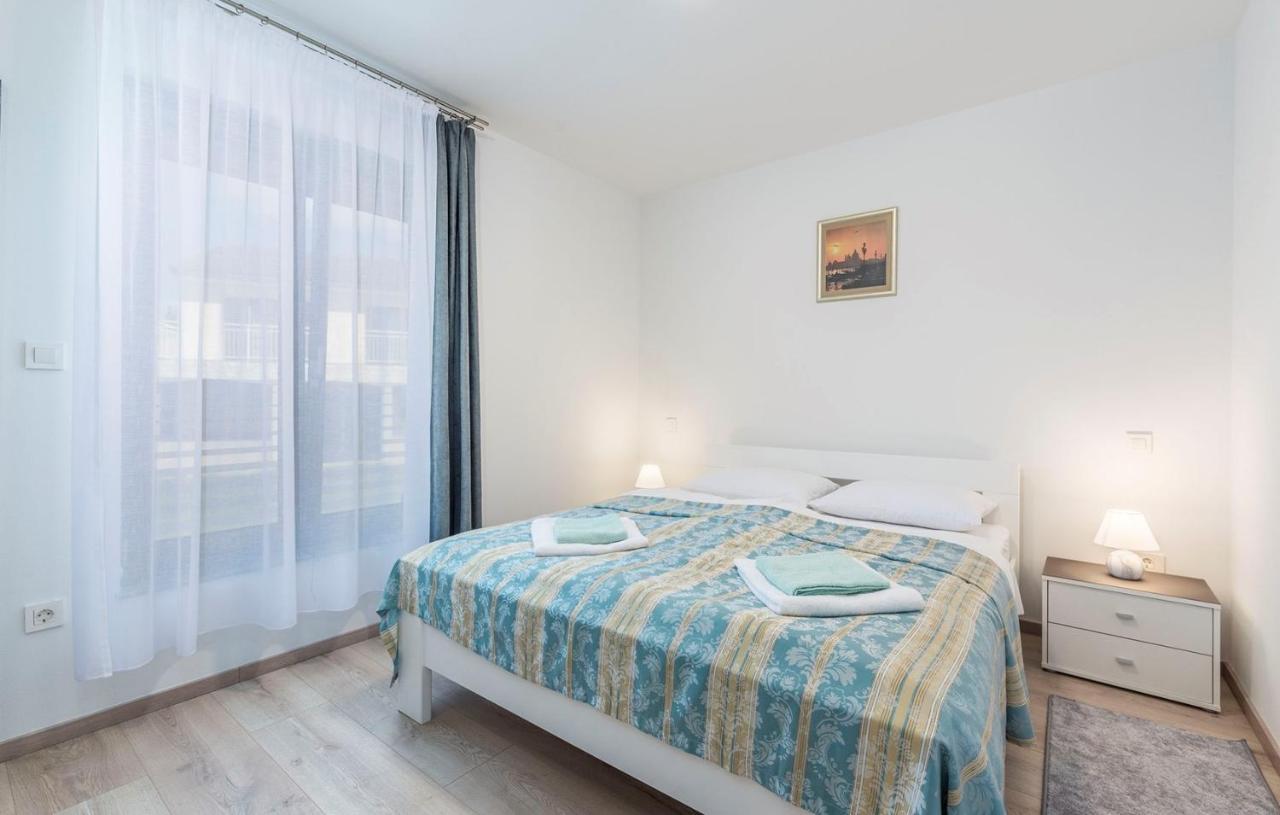 Apart Residence Blue Sea Poreč Exteriör bild