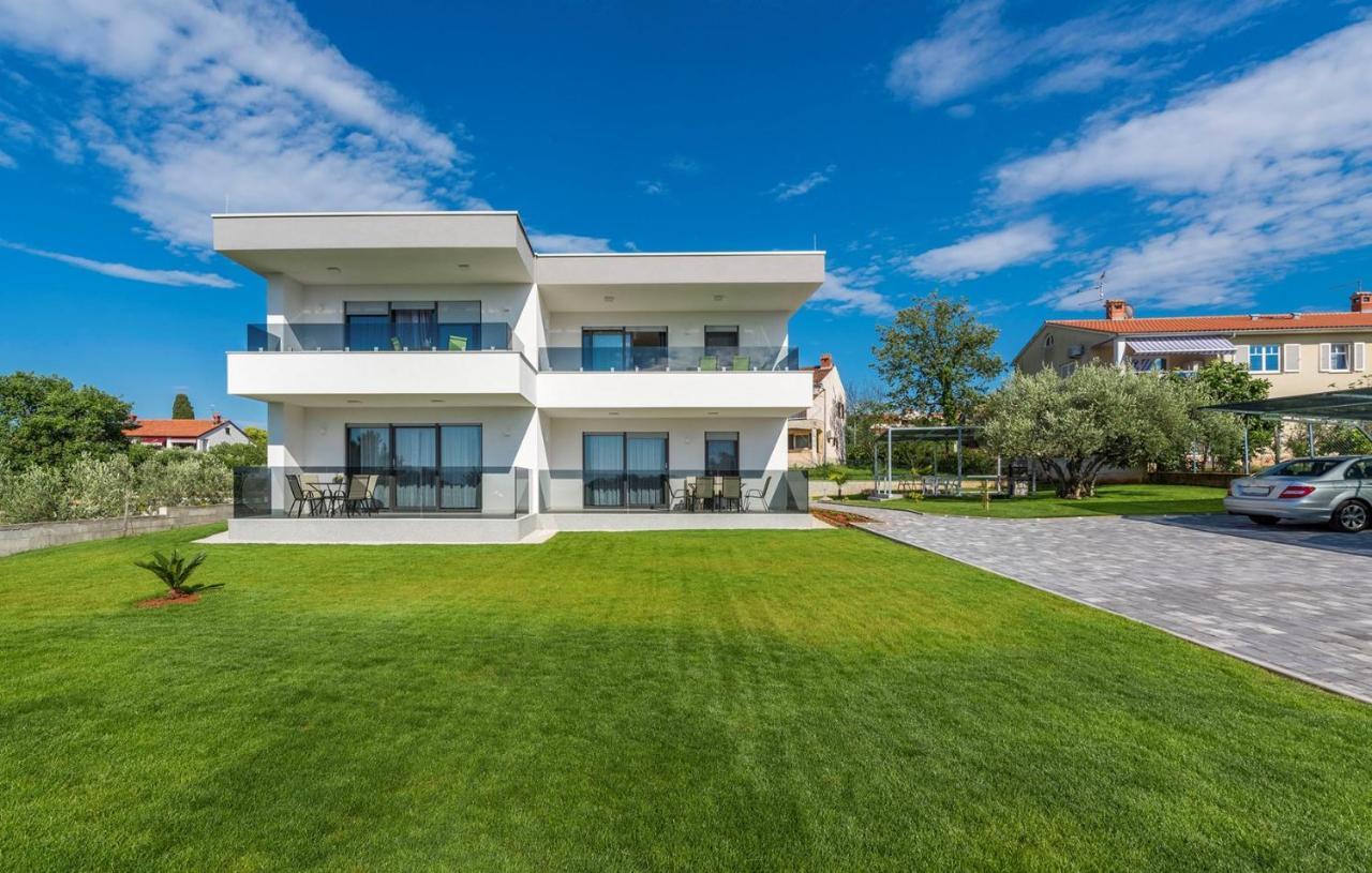Apart Residence Blue Sea Poreč Exteriör bild