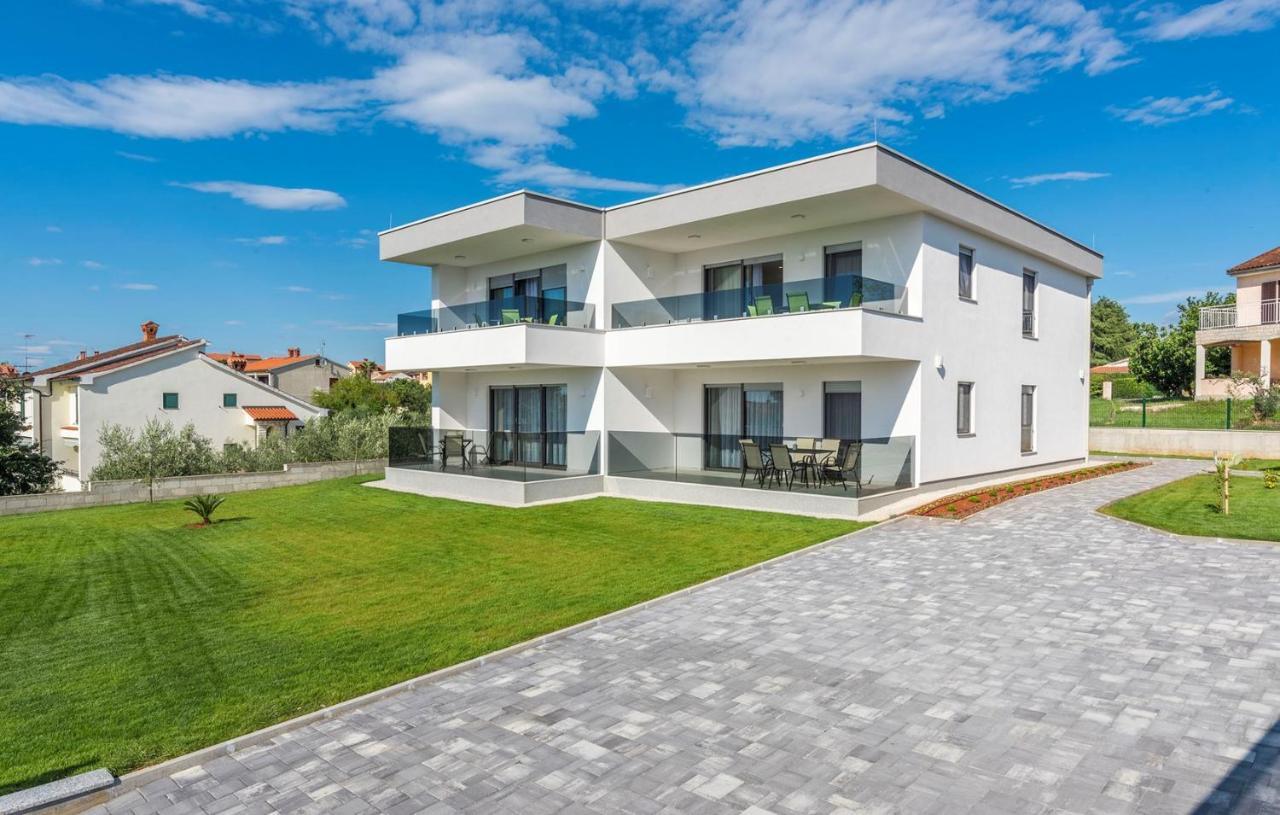 Apart Residence Blue Sea Poreč Exteriör bild