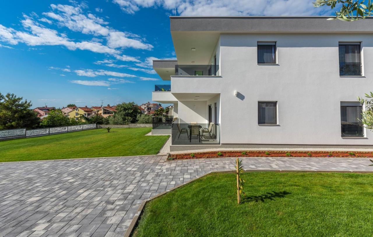 Apart Residence Blue Sea Poreč Exteriör bild