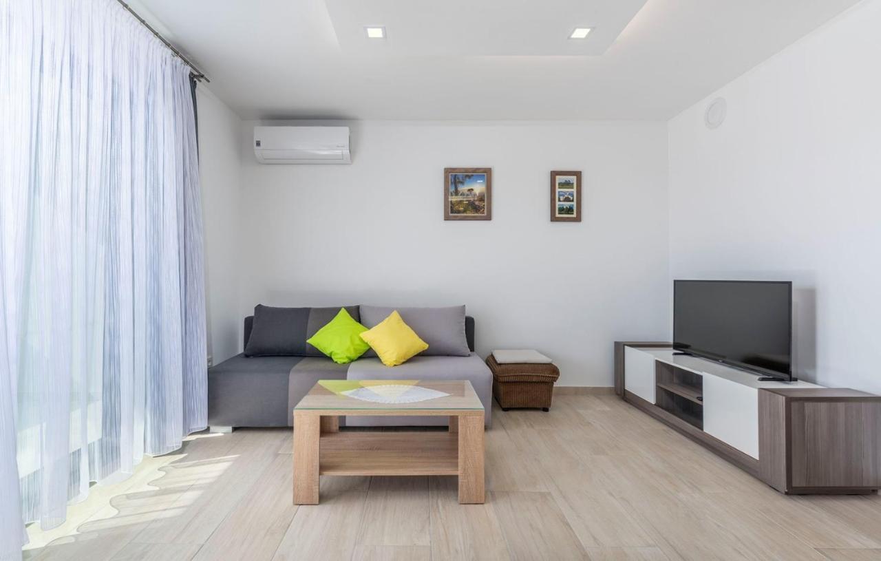 Apart Residence Blue Sea Poreč Exteriör bild