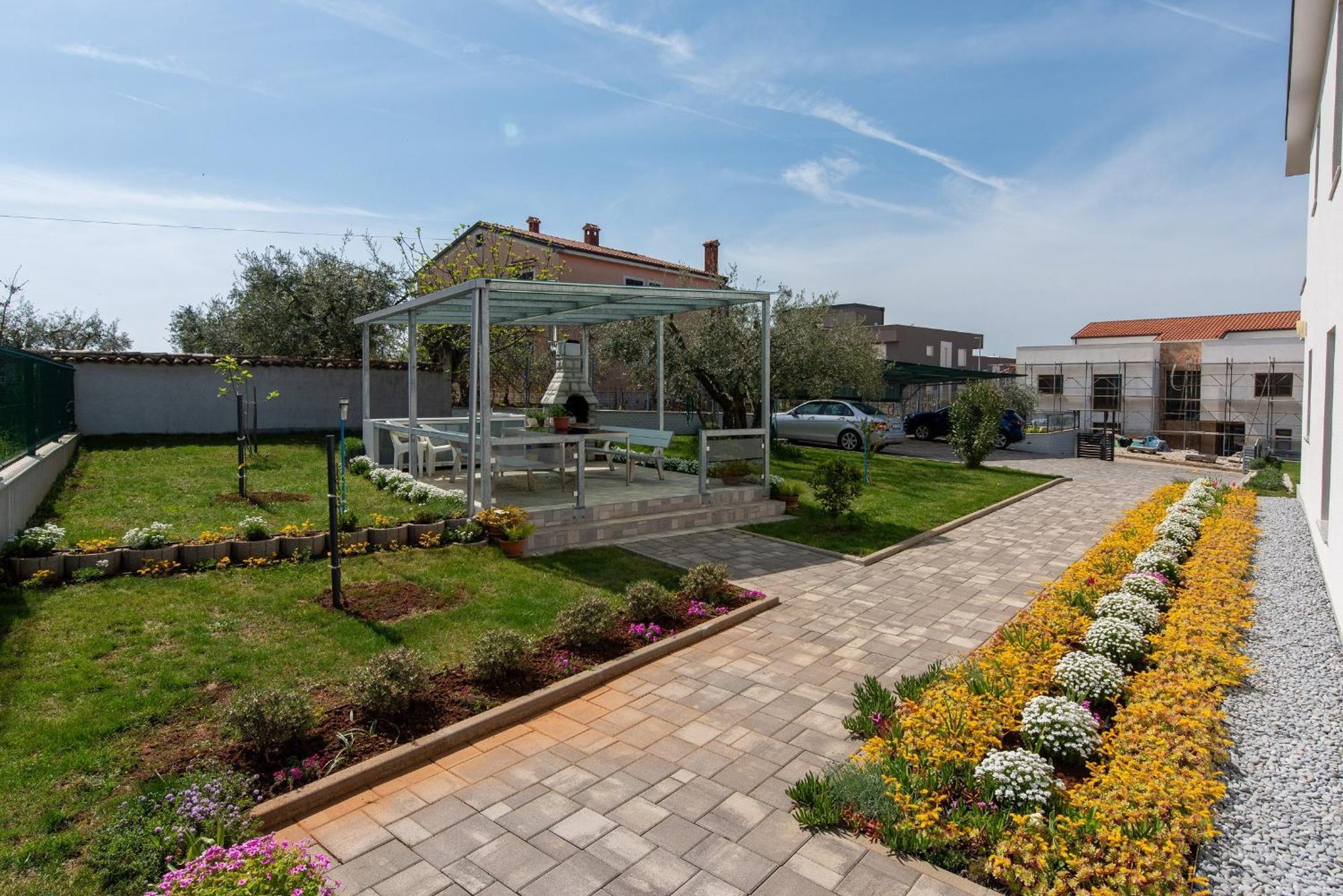 Apart Residence Blue Sea Poreč Exteriör bild